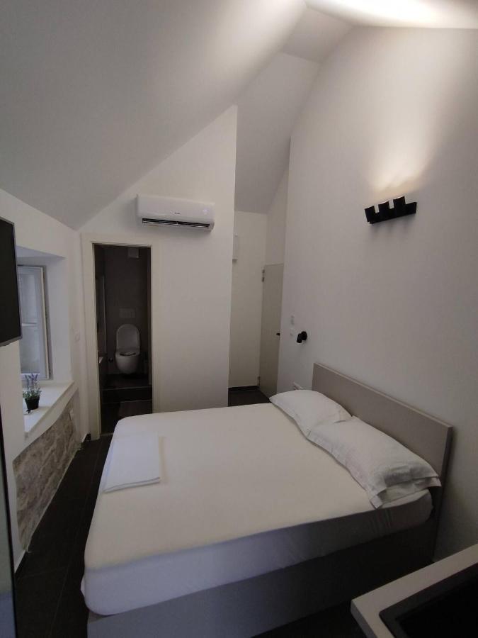Апартаменты The Center Of Split, Renovated Stone House Экстерьер фото